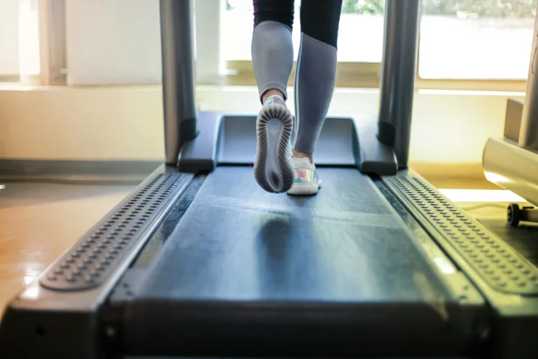 Walking pad treadmill : 7 amazing ways to boost pitness (proven guide) 7 Walking pad treadmill